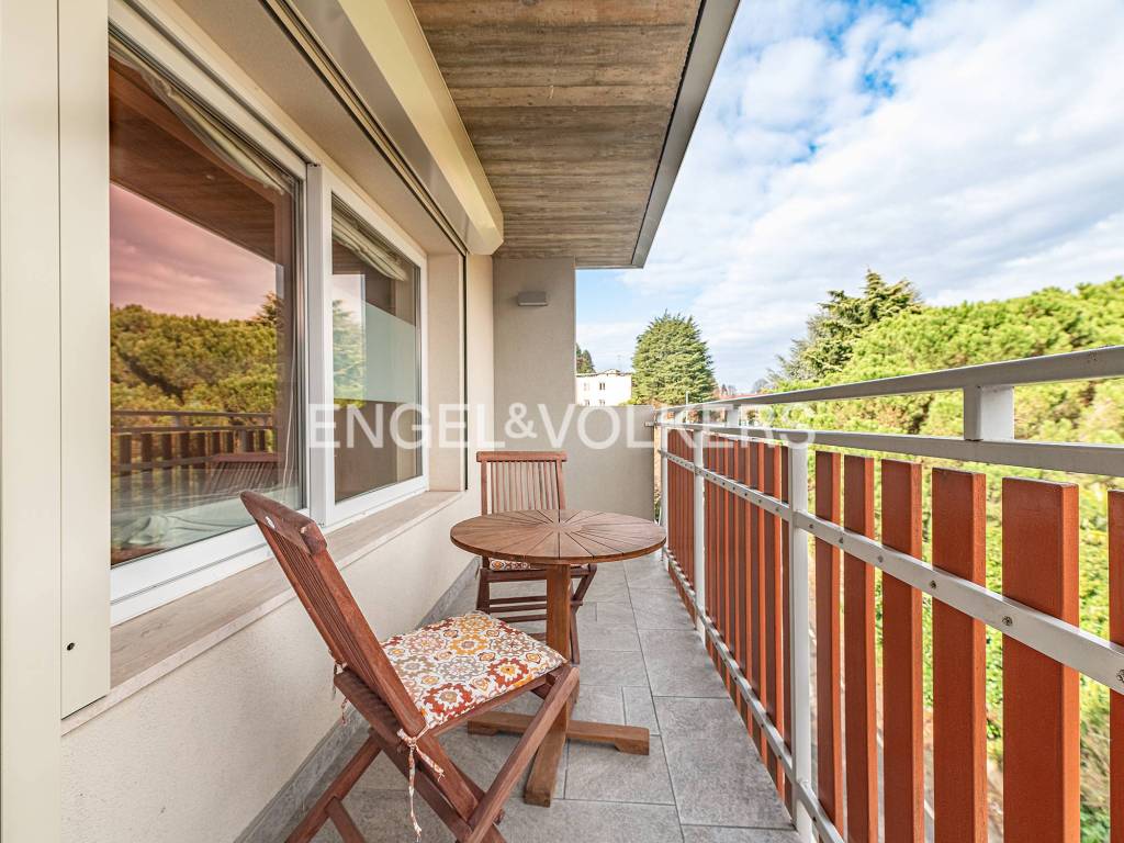 Appartamento a Como in Via Fratelli Bronzetti - Foto 5