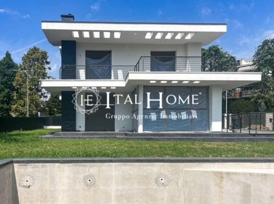 Villa a Inverigo in Via Mandresca - Foto 2