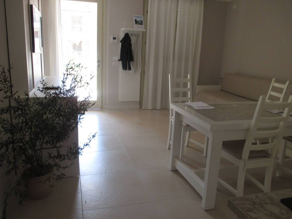 Appartamento a Peschiera del garda in Via Venezia - Foto 2