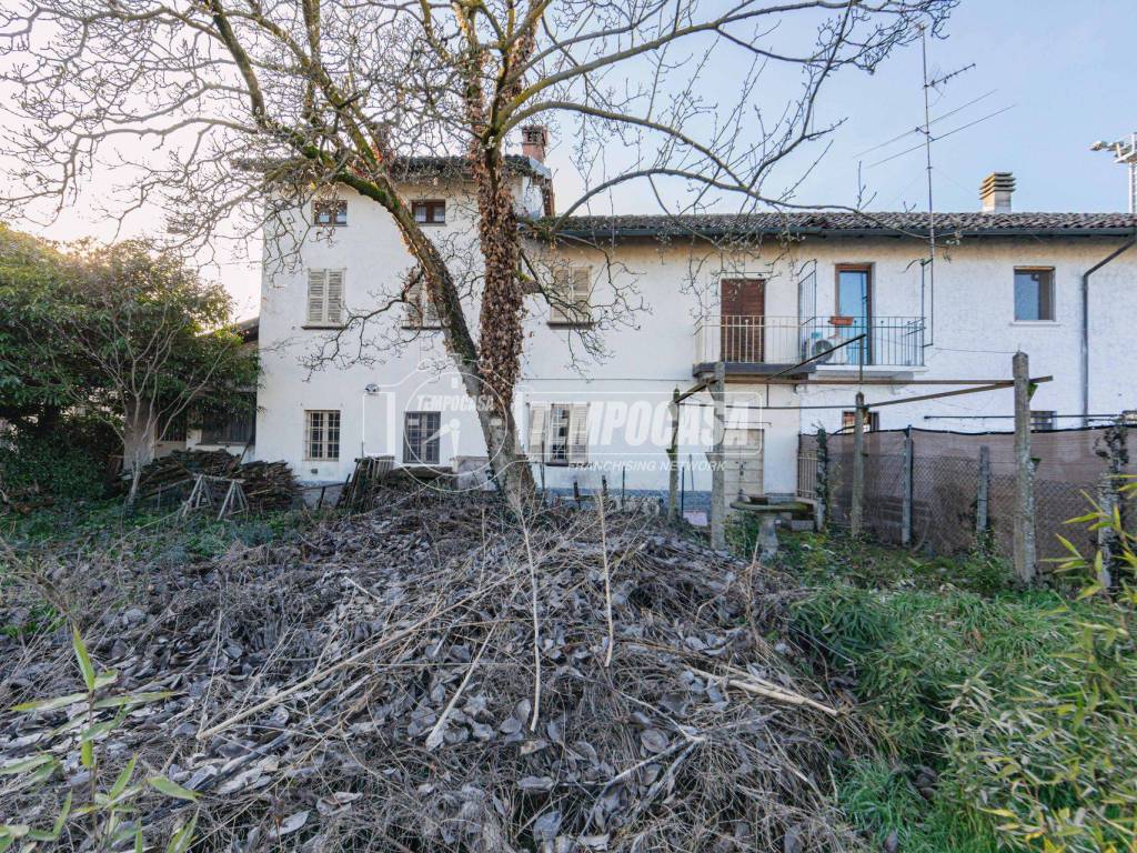 Villa a Gravellona lomellina in Via Figari 17 - Foto 5