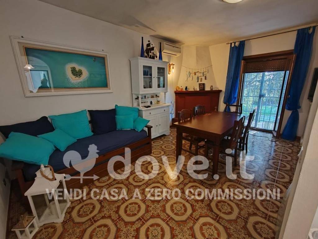 Casa indipendente a Ardea in Via Archimede, 2 - Foto 2