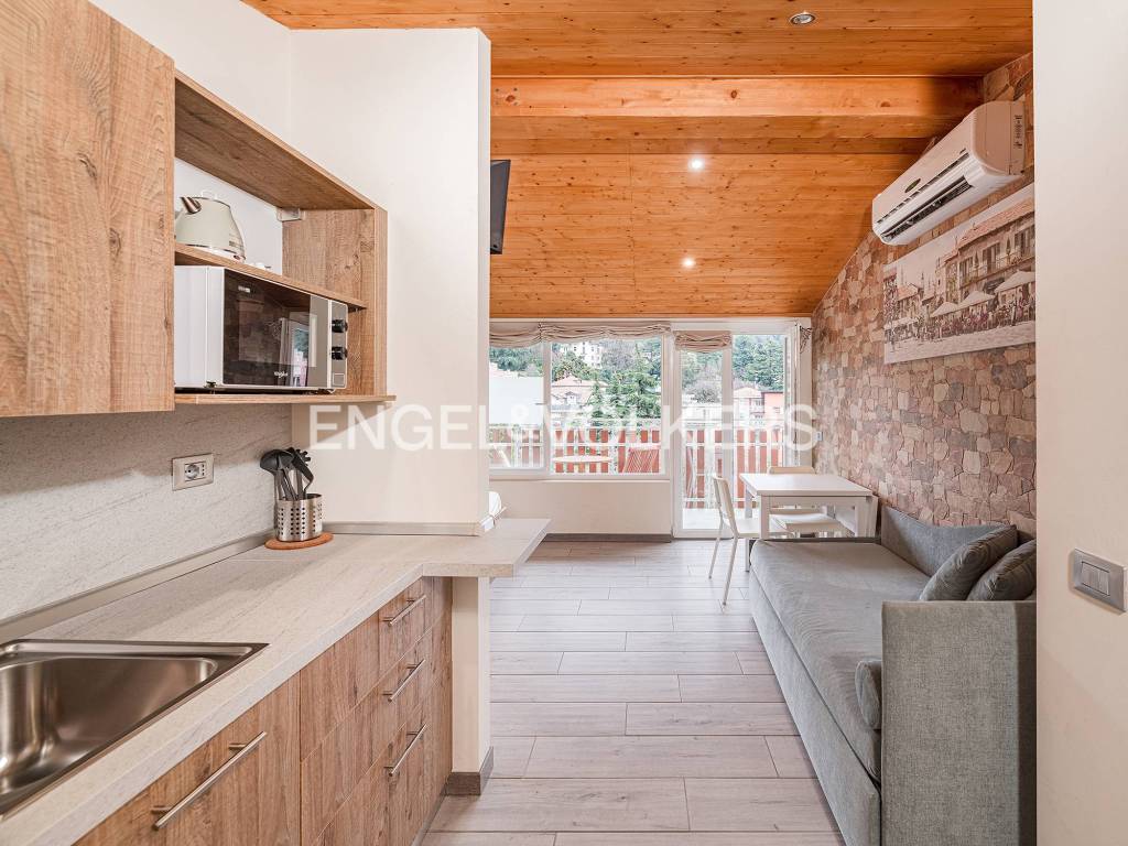 Appartamento a Como in Via Fratelli Bronzetti - Foto 4