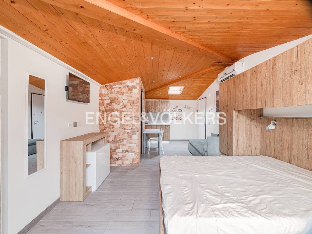 Appartamento a Como in Via Fratelli Bronzetti - Foto 5