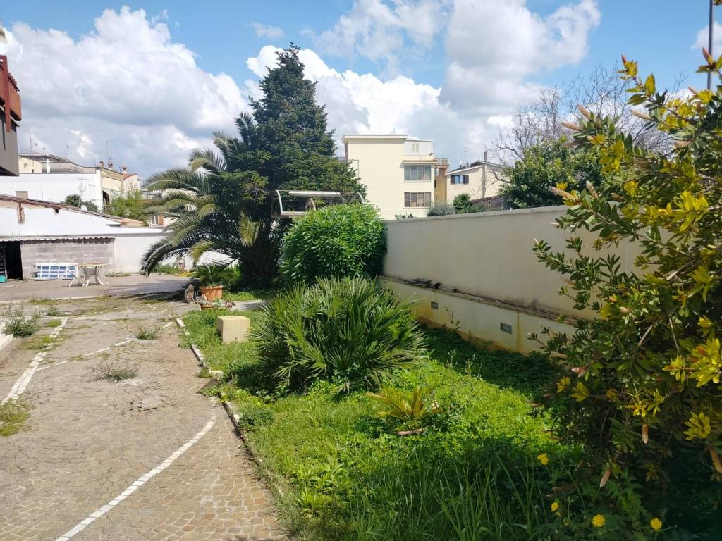 Appartamento a Guidonia montecelio in Via Puglie, 9 - Foto 3