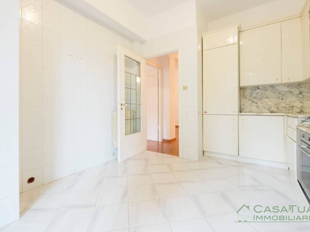 Appartamento a Genova in Via della Mimosa, 18 - Foto 3