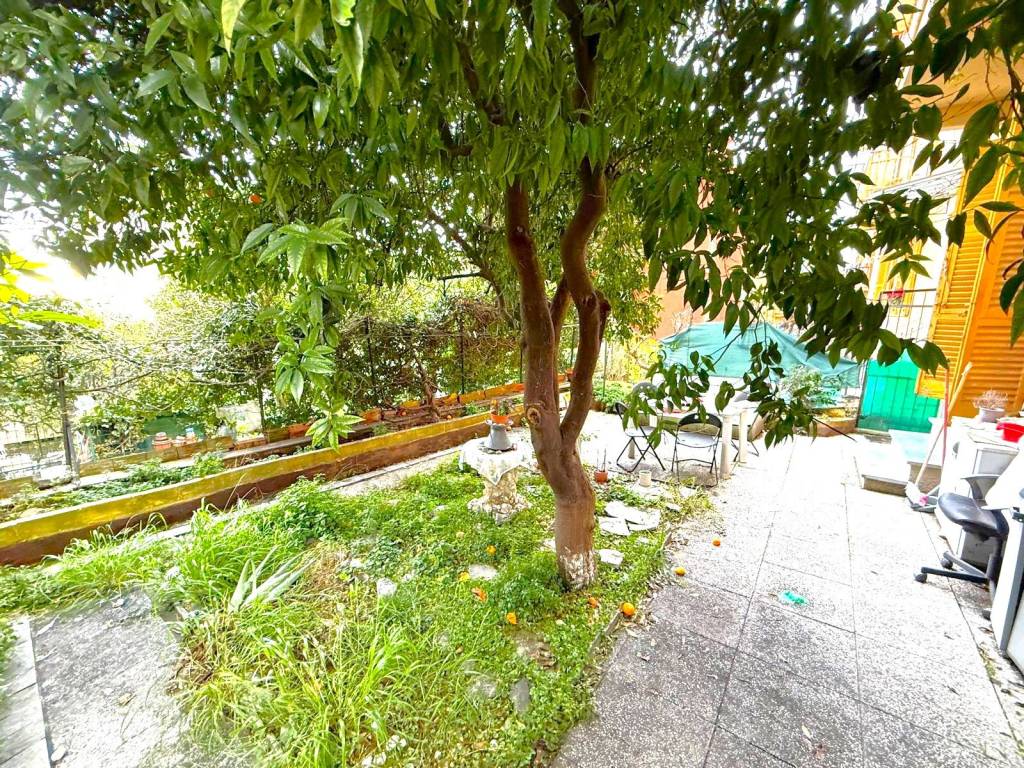 Appartamento a Genova in Via Ernesto Cabruna - Foto 2