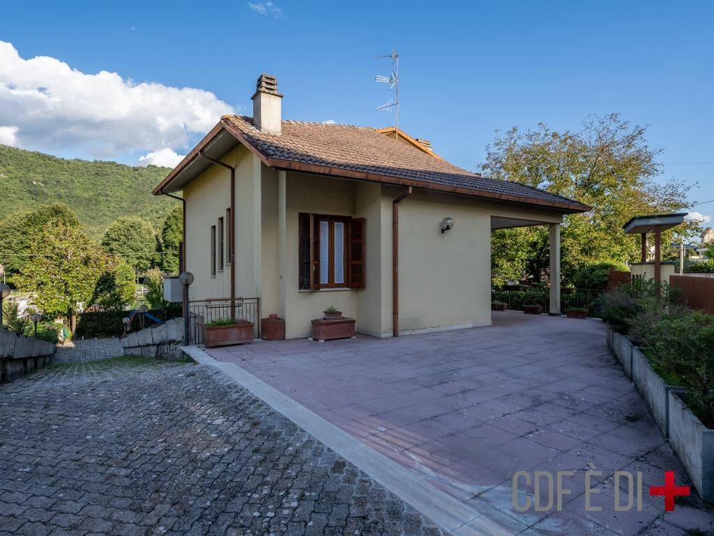 Villa a Rieti in Via delle Scuole - Foto 4
