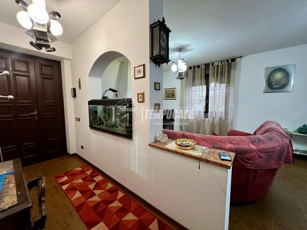 Villa a Parabiago in Via Don Oltolina - Foto 4