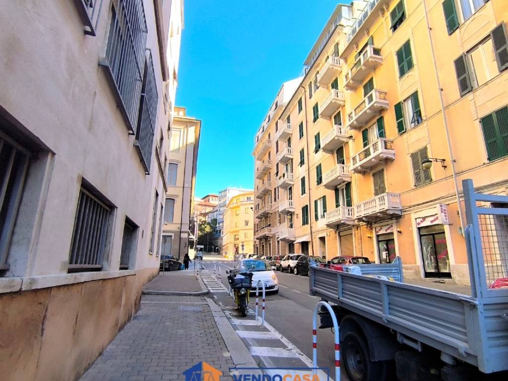 Box / garage a Savona in Via Giuseppe Brignoni, 2 - Foto 2