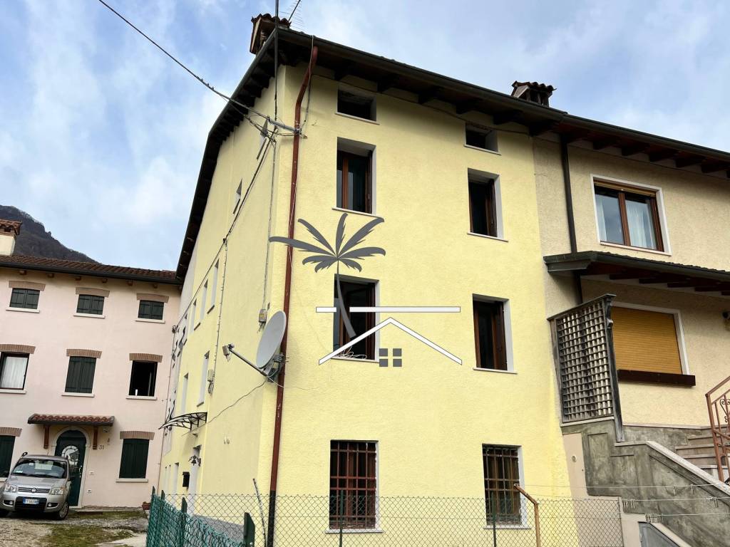 Appartamento a Velo d'astico in Località Lago di Sotto, 32 - Foto 2