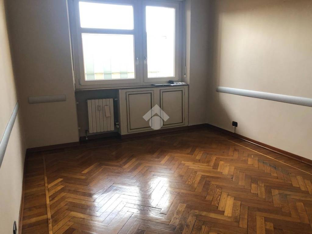 Immobile a Saluzzo in PIAZZA CAVOUR, 13 - Foto 3