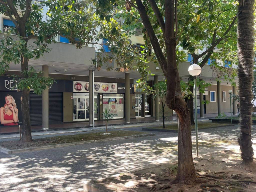 Immobile a Salerno in Viale Giuseppe Verdi - Foto 3