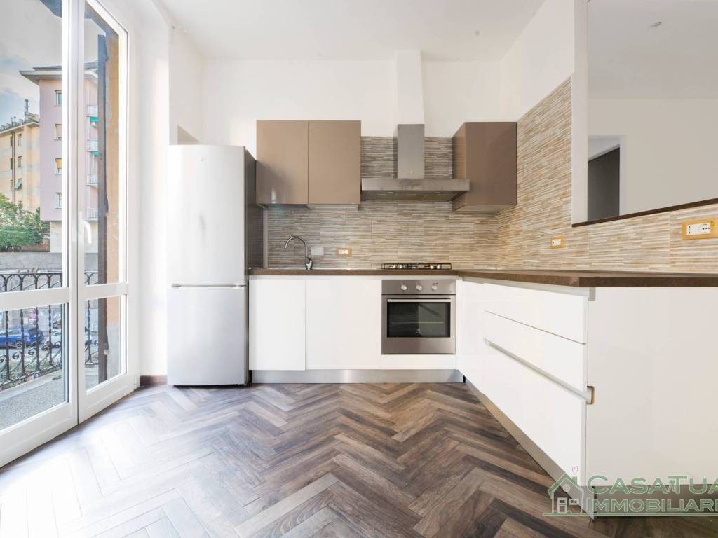 Appartamento a Genova in Via Giovanni Amendola, 4 - Foto 3