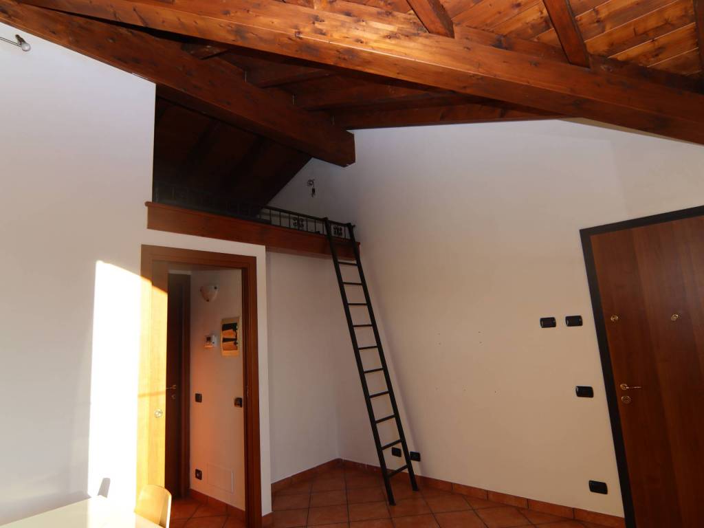 Appartamento a Faloppio in Via Italia Libera - Foto 5