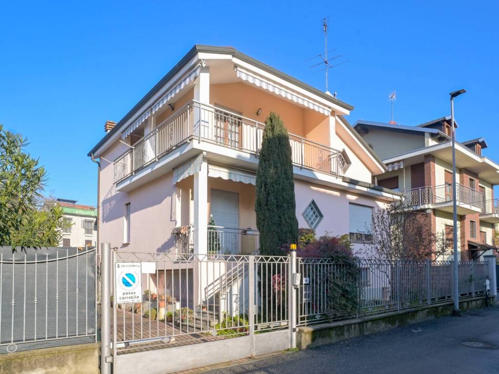Villa a Settimo torinese in Via Giovanni Boccaccio, 18 - Foto 2