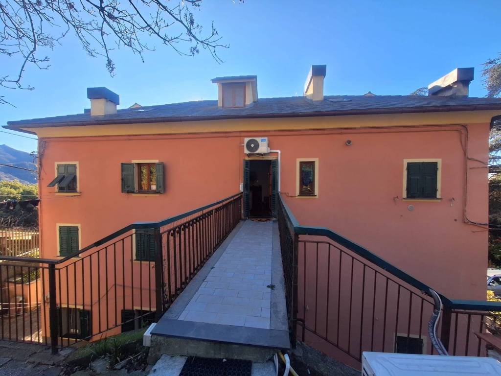 Villa a Genova in Via alla Chiesa di Murta, 15 - Foto 2