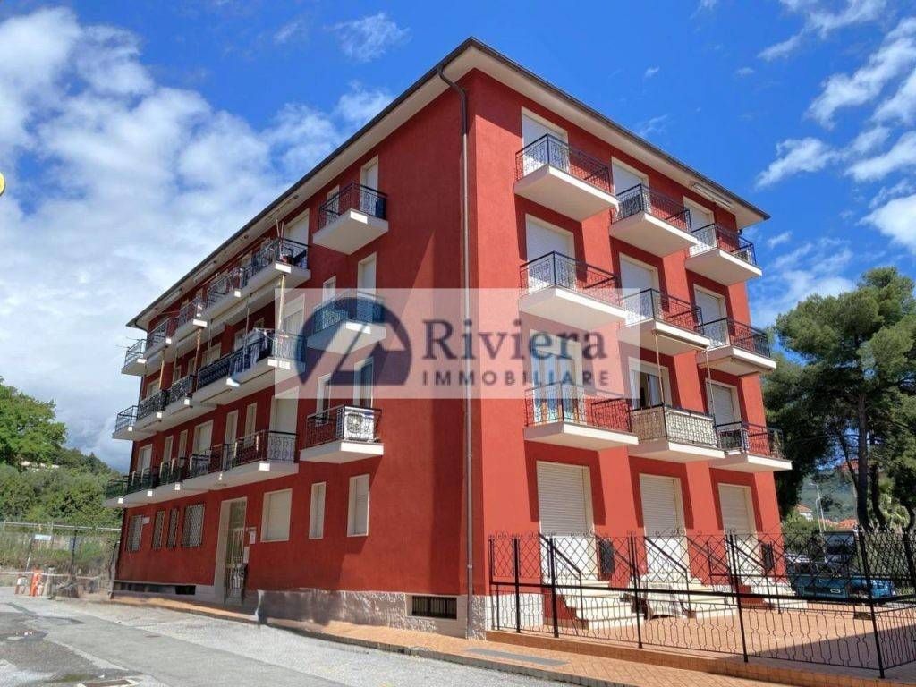 Appartamento a San bartolomeo al mare in Piazza Aurora - Foto 2