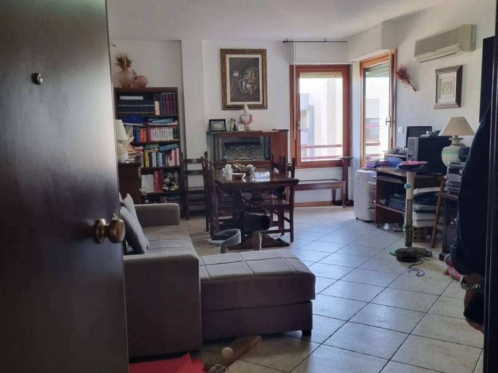Appartamento a Sassari in Via Ugo La Malfa, 5 - Foto 2