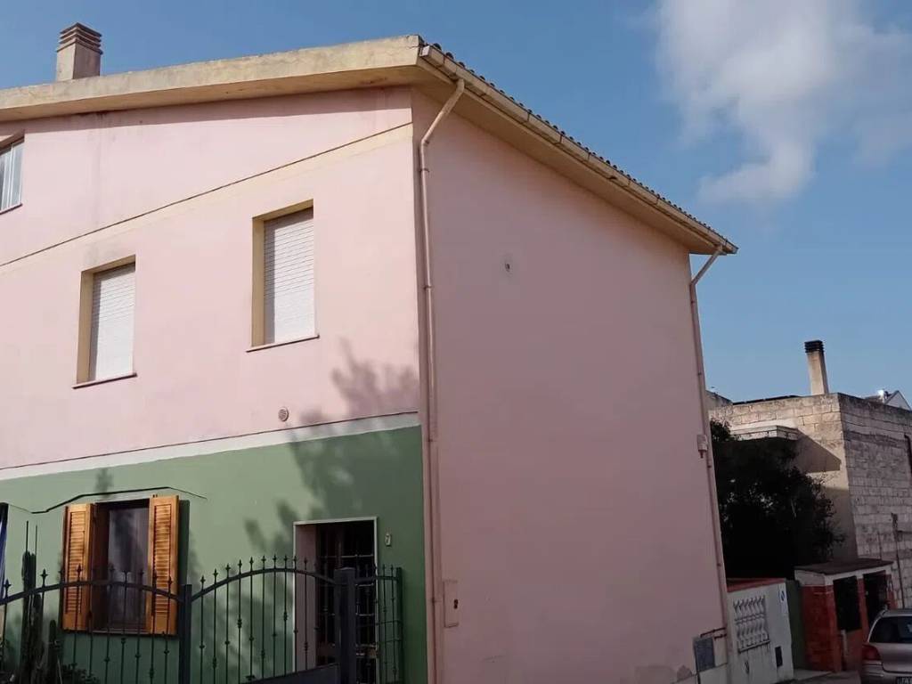 Appartamento a Sassari in Via Mario Carboni, 7 - Foto 2