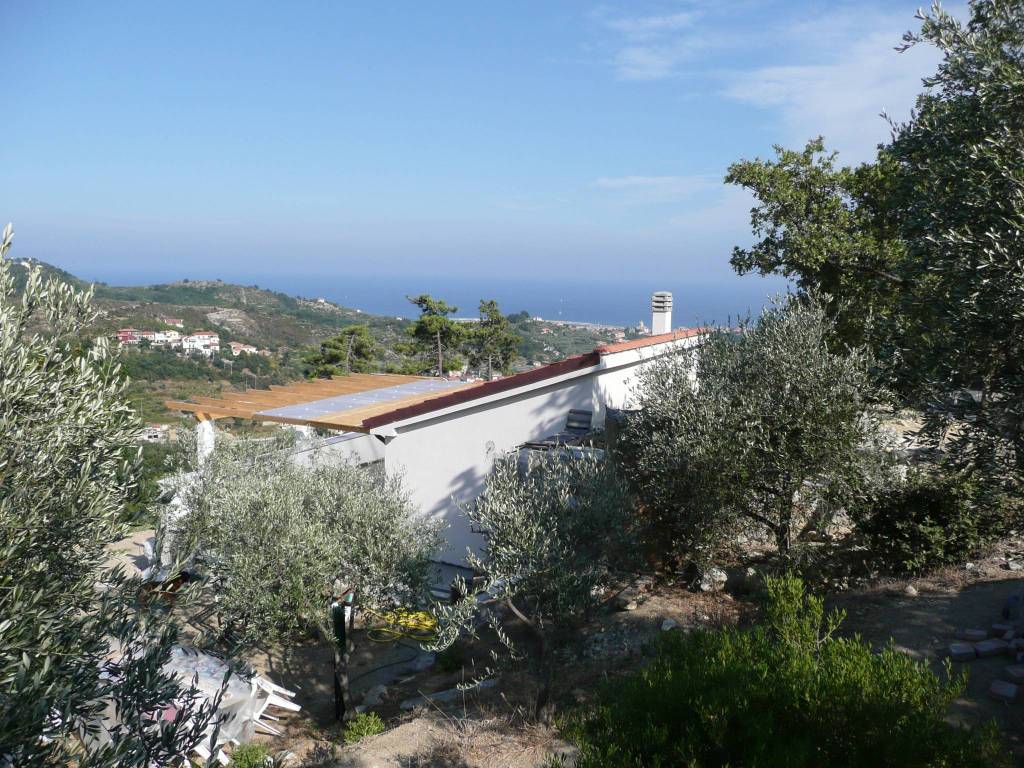 Villa a Loano in Via del Monte - Foto 3