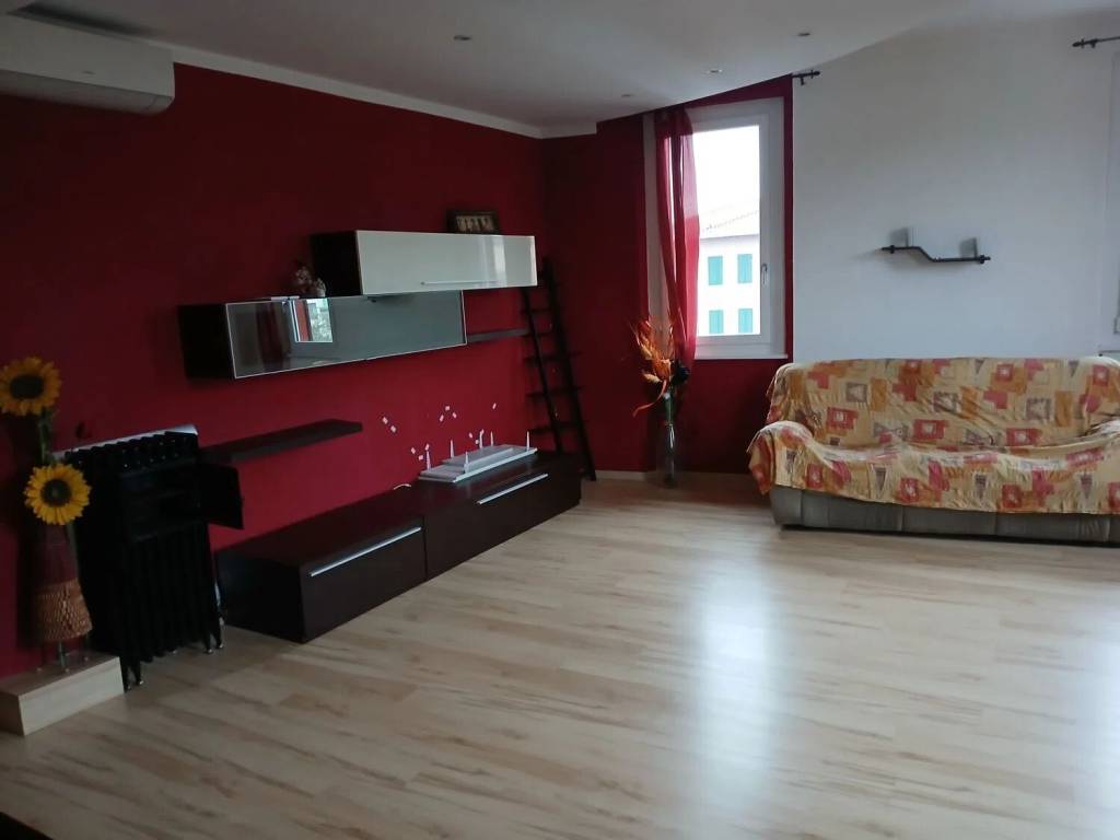 Appartamento a Lurate caccivio in Via Xx Settembre - Foto 4