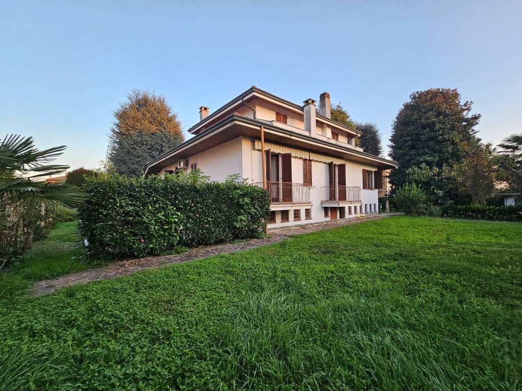 Villa a Vittuone in Via Vittorio Pisani - Foto 3