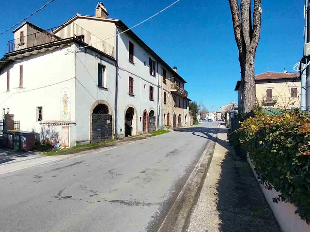 Appartamento a Cannara in Strada Provinciale di Bevagna - Foto 3