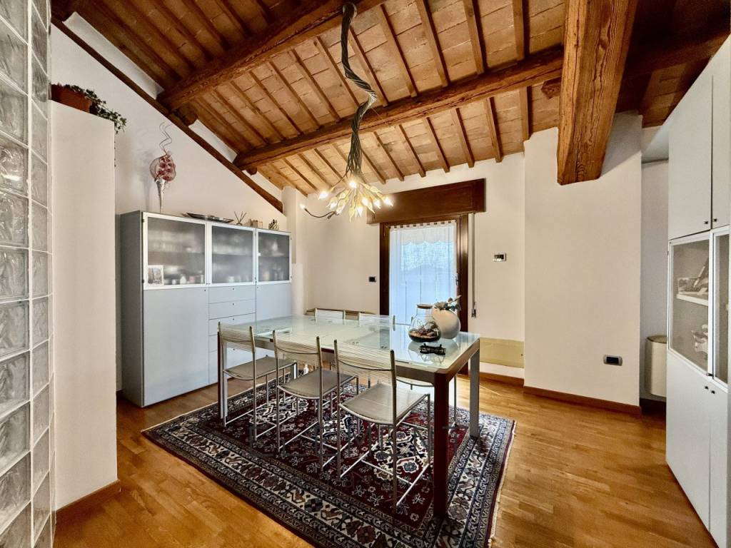 Appartamento a Legnago in Viale dei Caduti - Foto 2