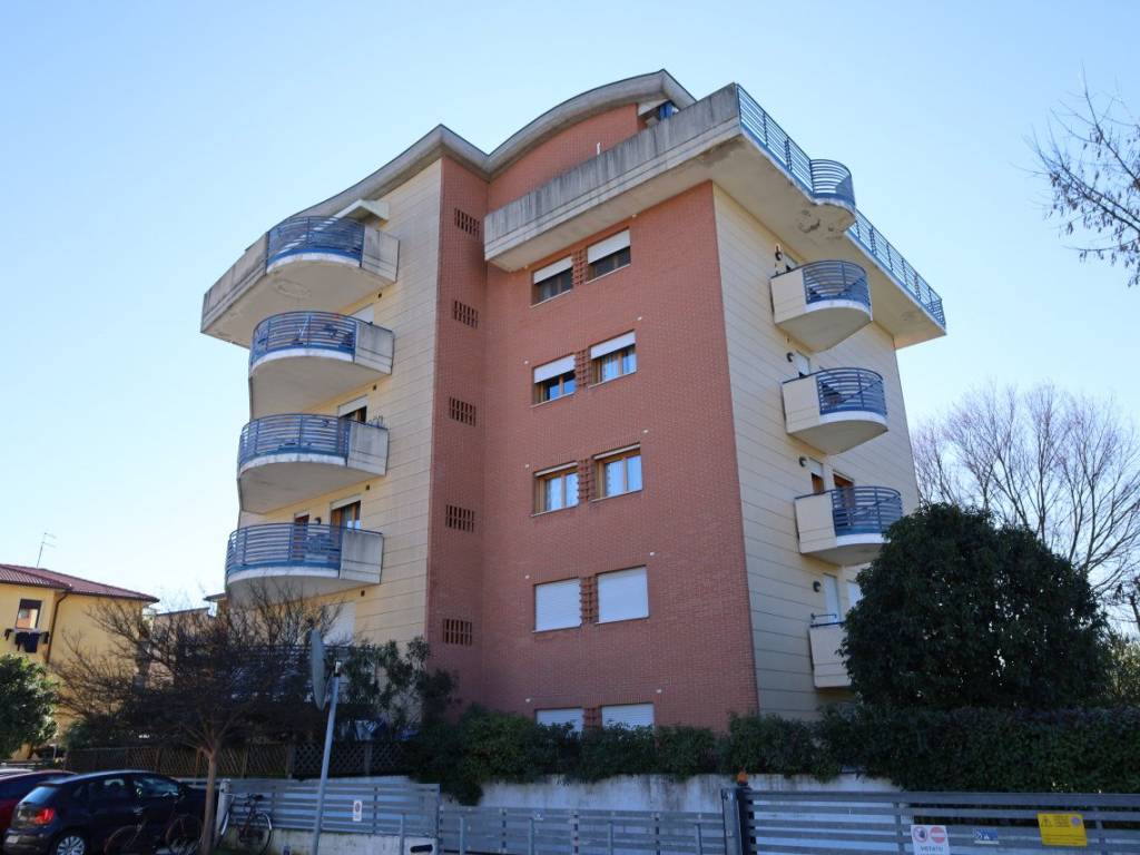 Appartamento a Vicenza in VIA BRENTA n. 45 Piano 2 - Foto 2