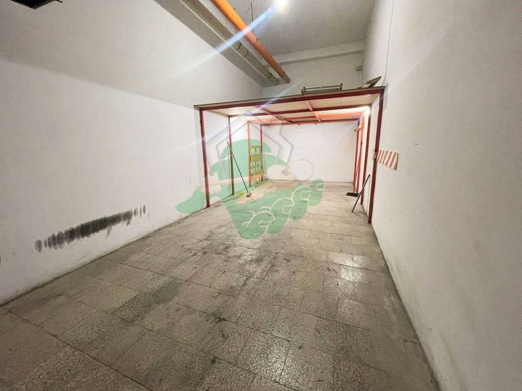 Box / garage a Foggia in Viale Manfredi - Foto 2