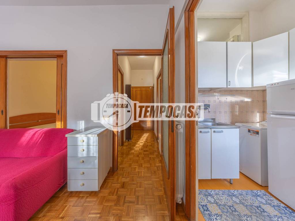 Appartamento a Pomezia in Via Urbano Rattazzi - Foto 5