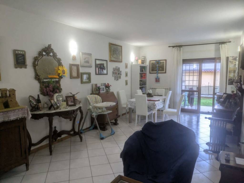 Appartamento a Monterotondo in Via Volturno, 11 - Foto 5