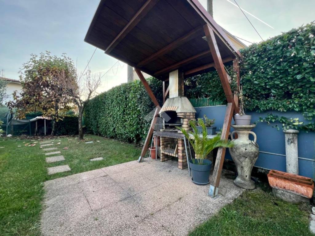 Villa a Bonate sopra in Via Risorgimento, 13 - Foto 4