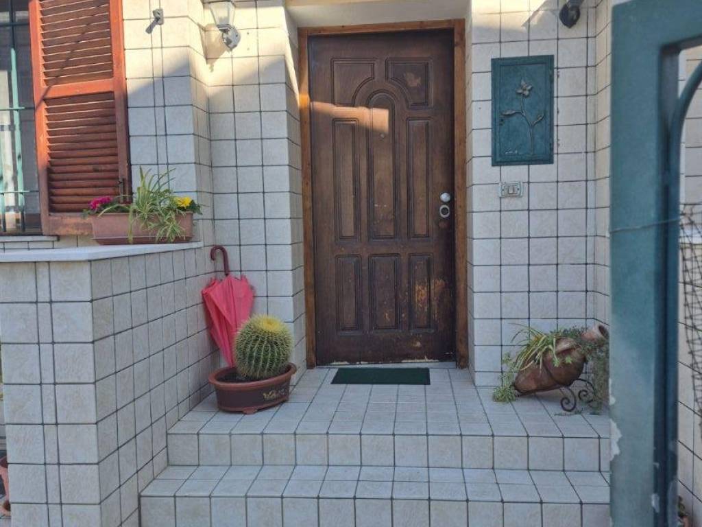 Casa indipendente a Pescara in Via Tirino, 7 - Foto 3