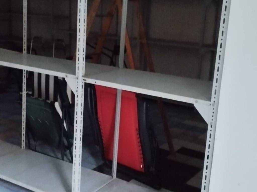 Box / garage a Cava de' tirreni in Via Eduardo De Filippis - Foto 4