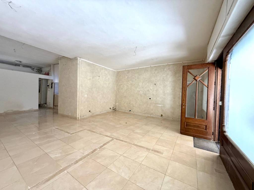 Immobile a Carmagnola in Via Ferruccio Valobra, 170 - Foto 3