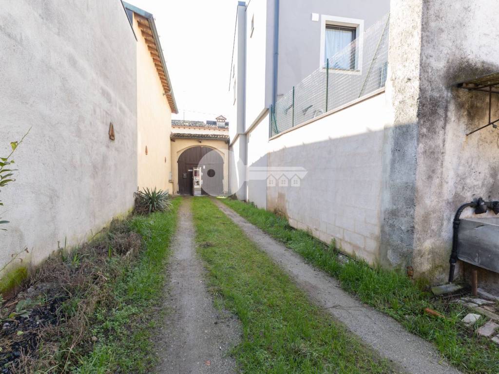 Casa indipendente a Ghedi in Via Gorizia, 4 - Foto 3
