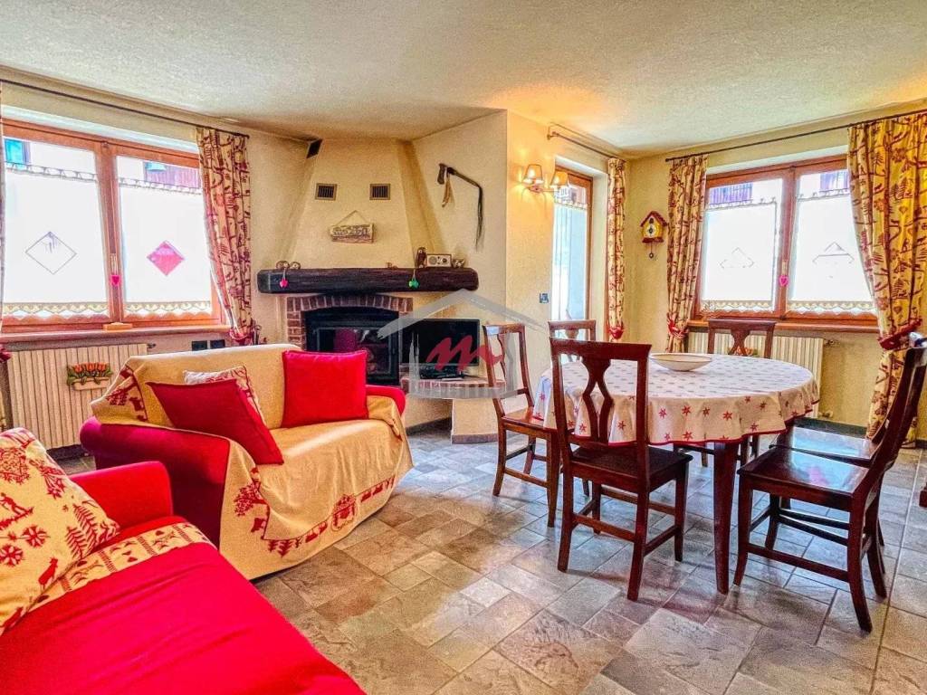 Appartamento a Bardonecchia in VIA SAN GIORGIO N. 26 - Foto 3