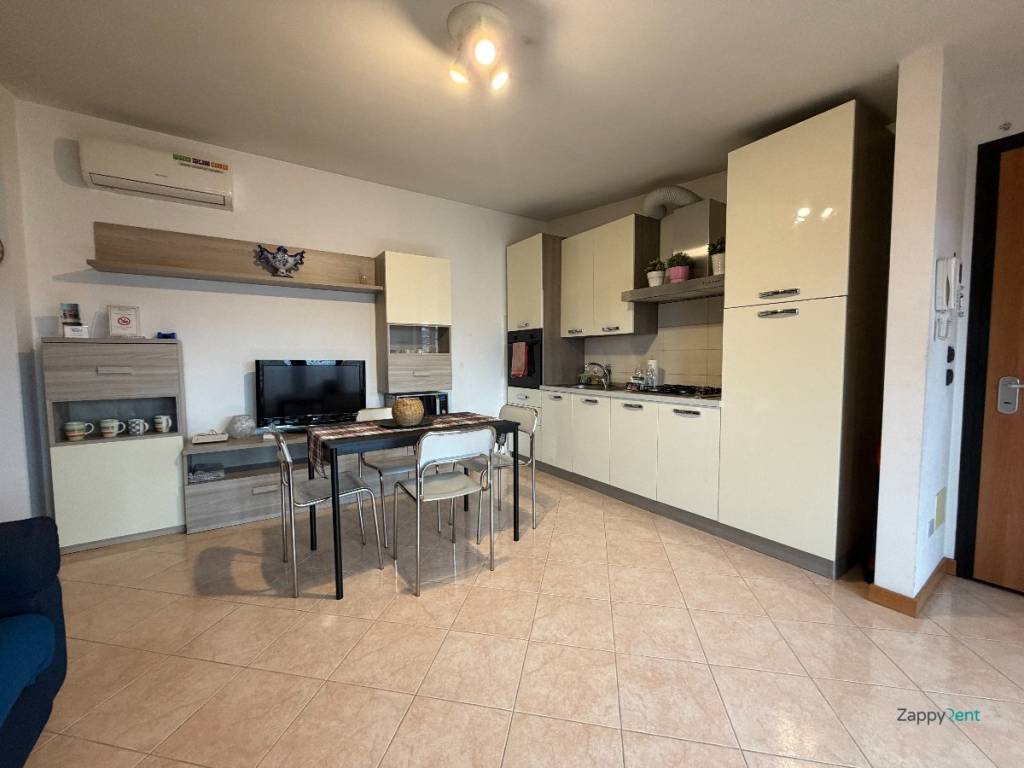 Appartamento a Bollate in Via Isonzo, 13 - Foto 3