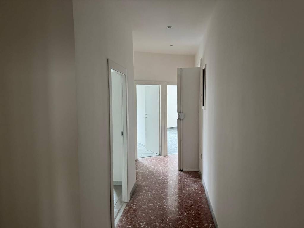 Appartamento a Napoli in Via Giovanni Antonio Campano - Foto 4