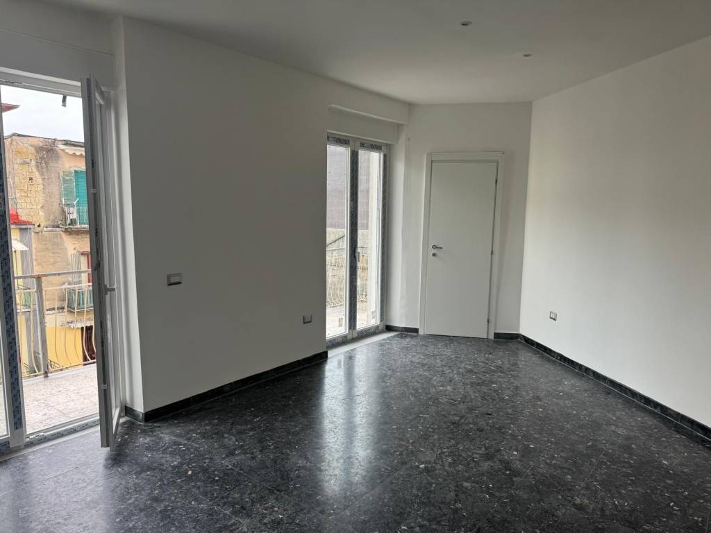 Appartamento a Napoli in Via Giovanni Antonio Campano - Foto 5