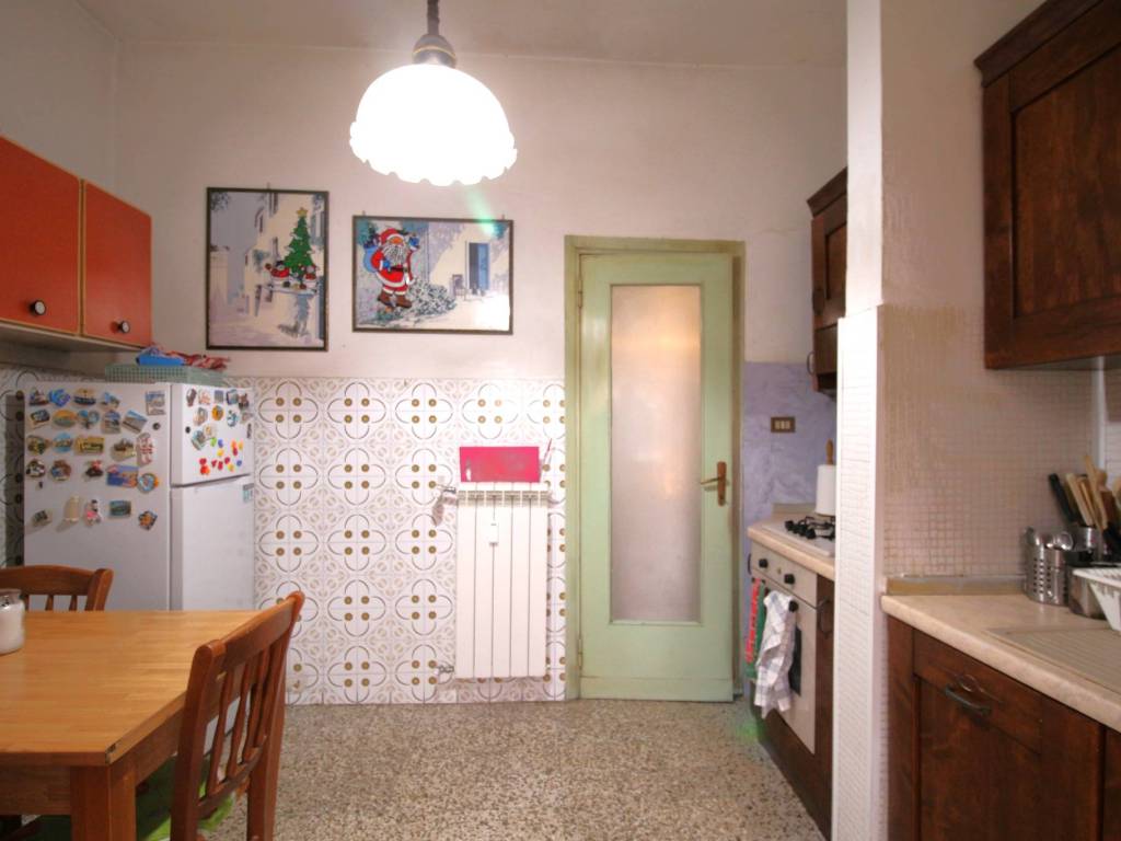 Appartamento a Pisa in Via Vincenzo Bellini - Foto 4