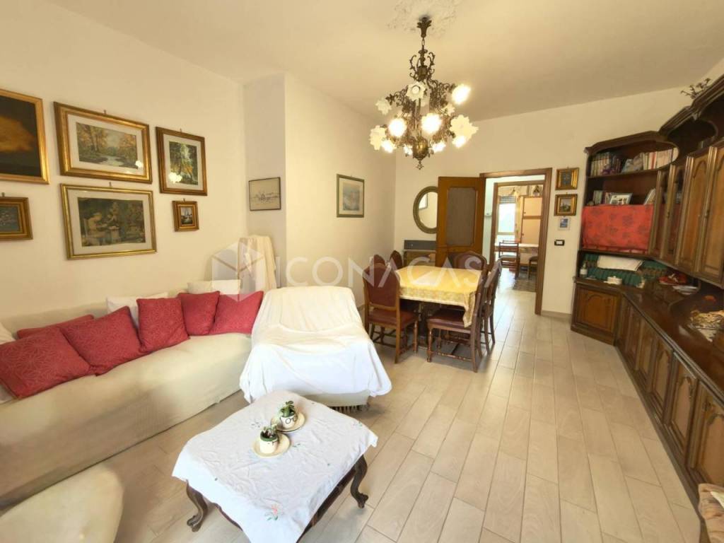 Appartamento a Bitritto in Via Giovanni Laterza, 3 - Foto 2