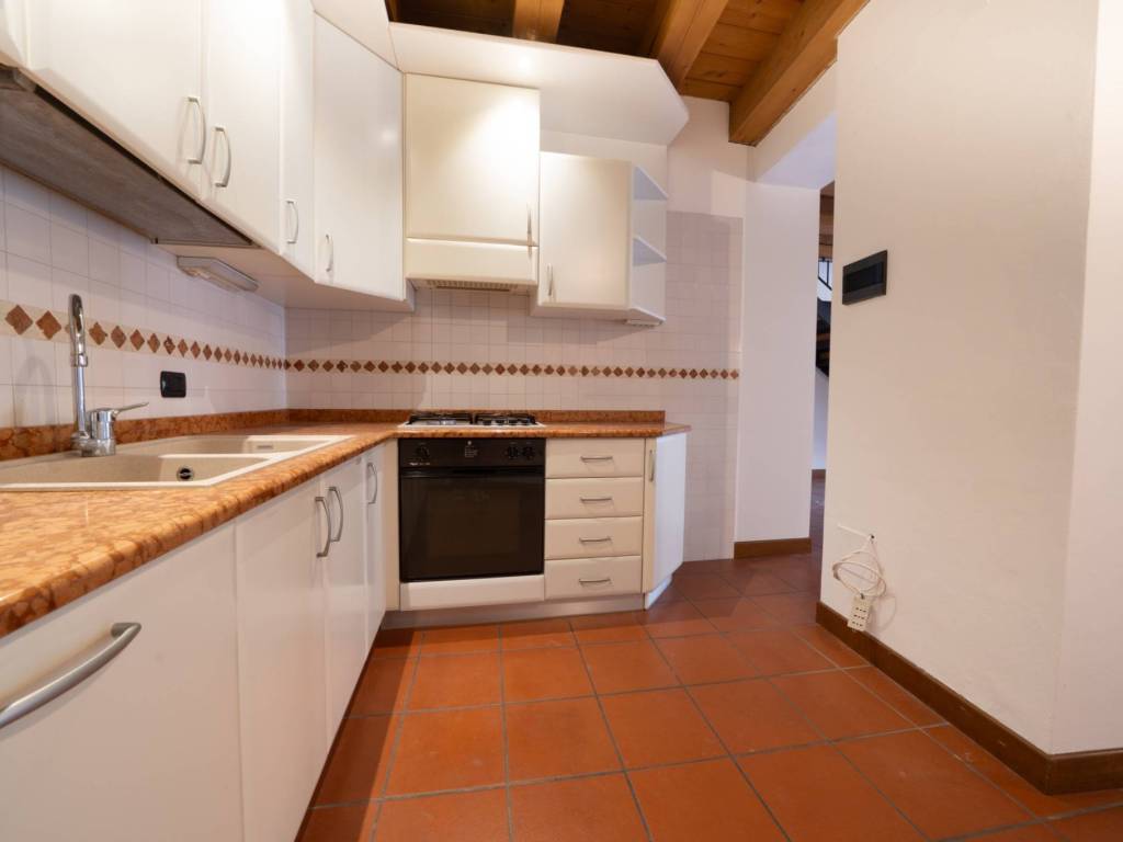 Appartamento a Verona in Corso Camillo Benso di Cavour, 31 - Foto 5