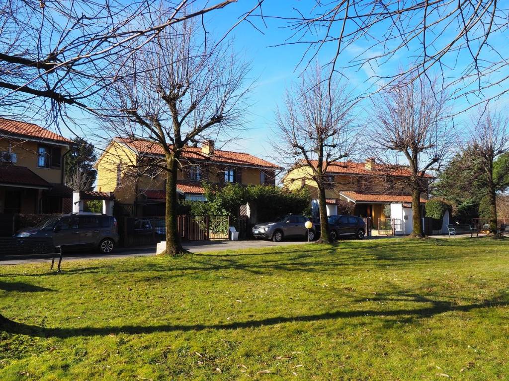 Villa a Inzago in Via delle Orchidee, 23 - Foto 3
