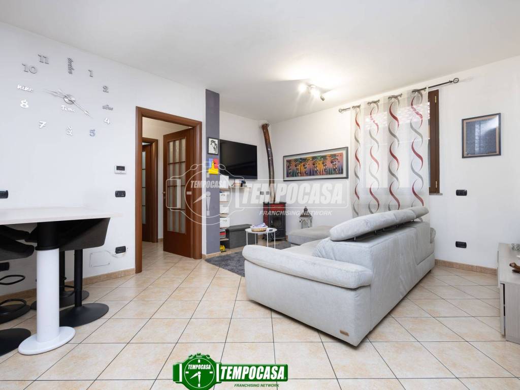 Appartamento a Cambiago in Via 24 MAGGIO 7 - Foto 4