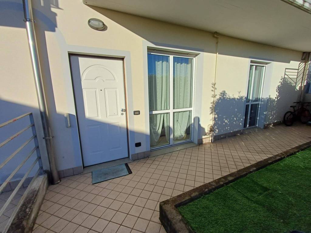 Appartamento a Brembate in Via Giacomo Matteotti, 4 - Foto 3