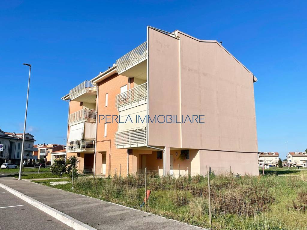 Appartamento a Grosseto in Via Carlo Zecchini - Foto 2