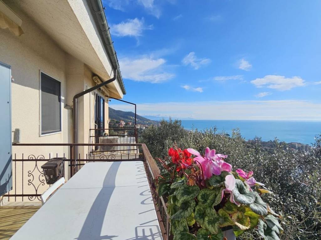 Villa a Varazze in Via Nuova Castagnabuona - Foto 5