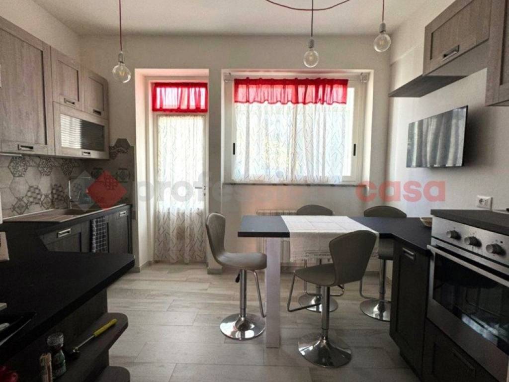 Appartamento a Livorno in Via Adolfo Tommasi - Foto 5